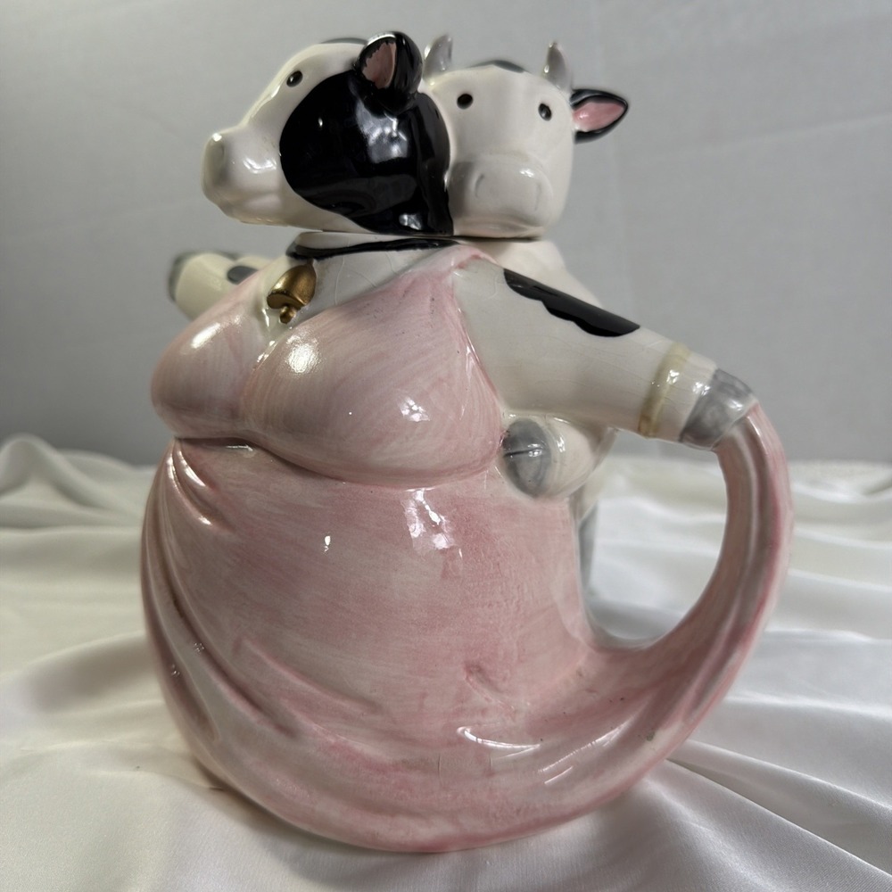 Vintage 8" Dancing Cows Couple Teapot Whimiscal Decor Applause